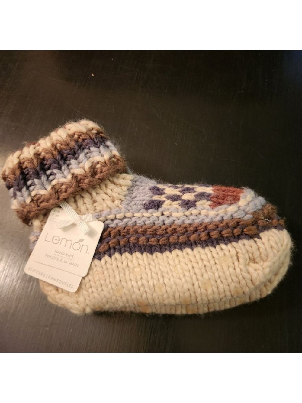 Lemon Hand Knit Non-Slip Slippers Size S/M 100% Acrylic New With Tags